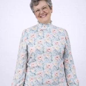 blusa floral manga longa tradicional
